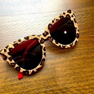 Betsy Johnson animal print & red sunglasses